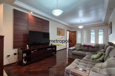 Sobrado, 4 quartos, 227 m² - Foto 1