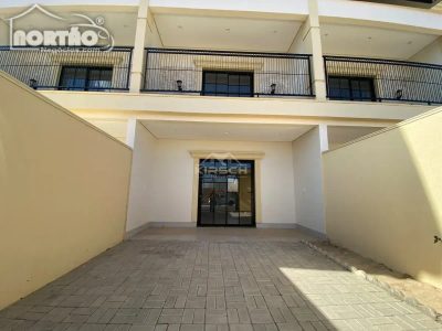 Casa, 3 quartos, 78 m² - Foto 2