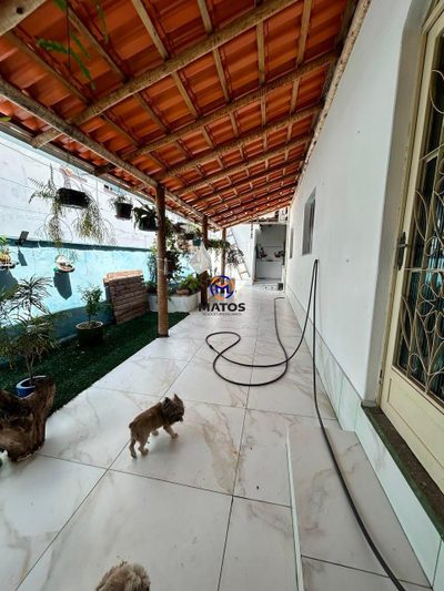Casa, 3 quartos, 240 m² - Foto 3
