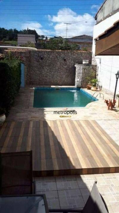 Sobrado, 2 quartos, 216 m² - Foto 1
