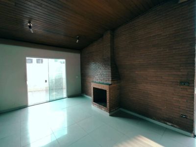Casa, 3 quartos, 200 m² - Foto 4