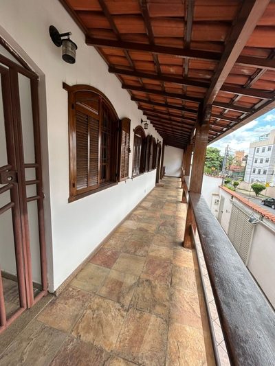 Casa, 4 quartos, 420 m² - Foto 1