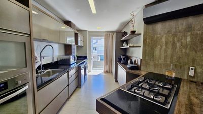 Cobertura, 3 quartos, 205 m² - Foto 5