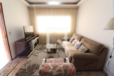 Casa, 3 quartos, 232 m² - Foto 4