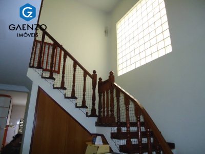 Sobrado, 3 quartos, 294 m² - Foto 2