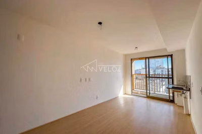 Apartamento, 1 quarto, 29 m² - Foto 3