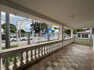 Casa, 4 quartos, 480 m² - Foto 1