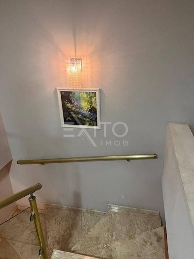 Casa, 3 quartos, 275 m² - Foto 4