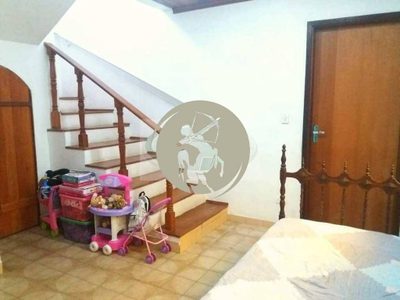 Casa, 3 quartos, 174 m² - Foto 1