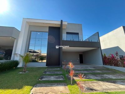 Casa, 4 quartos, 215 m² - Foto 2