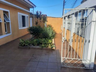 Casa, 3 quartos, 180 m² - Foto 1