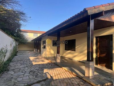 Casa, 3 quartos, 200 m² - Foto 2