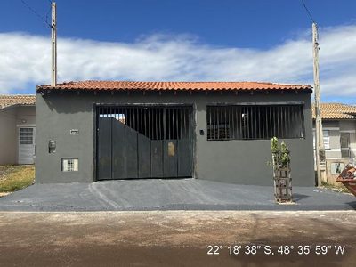 Casa, 2 quartos, 180 m² - Foto 1