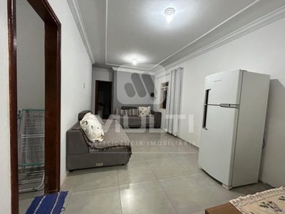 Casa, 3 quartos, 196 m² - Foto 2