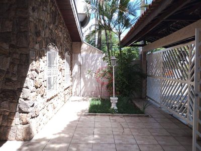 Casa, 3 quartos, 230 m² - Foto 2