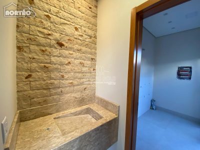 Casa, 1 quarto, 178 m² - Foto 4