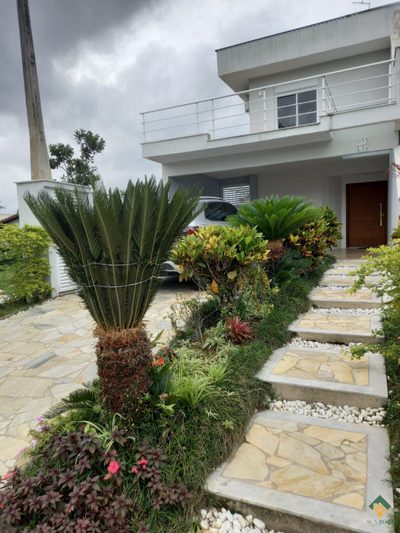 Casa, 3 quartos, 230 m² - Foto 1