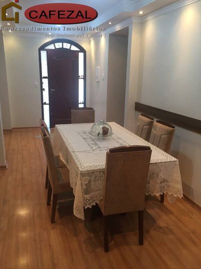 Casa, 3 quartos, 248 m² - Foto 2