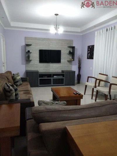 Apartamento, 3 quartos, 134 m² - Foto 1