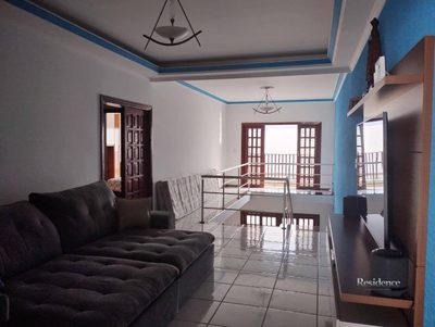 Sobrado, 3 quartos, 240 m² - Foto 1