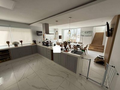 Sobrado, 4 quartos, 330 m² - Foto 2