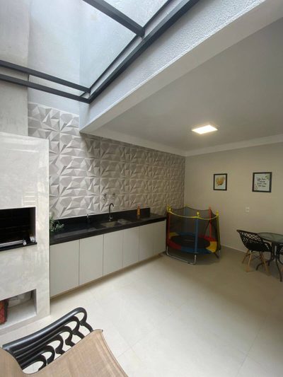 Casa, 3 quartos, 210 m² - Foto 3
