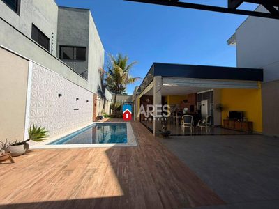 Casa, 3 quartos, 270 m² - Foto 2