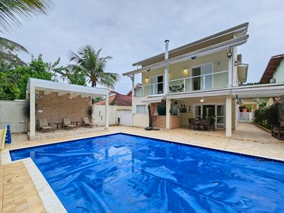 Casa, 5 quartos, 277 m² - Foto 1