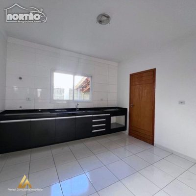 Casa, 4 quartos, 119 m² - Foto 2