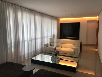 Apartamento, 3 quartos, 156 m² - Foto 1