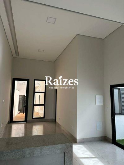 Casa, 3 quartos, 93 m² - Foto 2