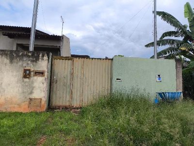 Casa, 2 quartos, 180 m² - Foto 1