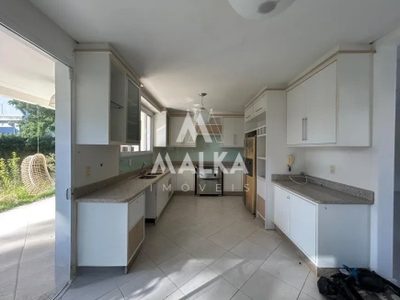 Casa, 4 quartos, 286 m² - Foto 1