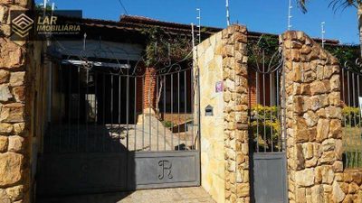 Casa, 3 quartos, 180 m² - Foto 1