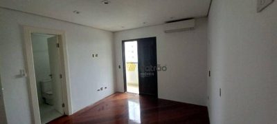 Apartamento, 3 quartos, 238 m² - Foto 2