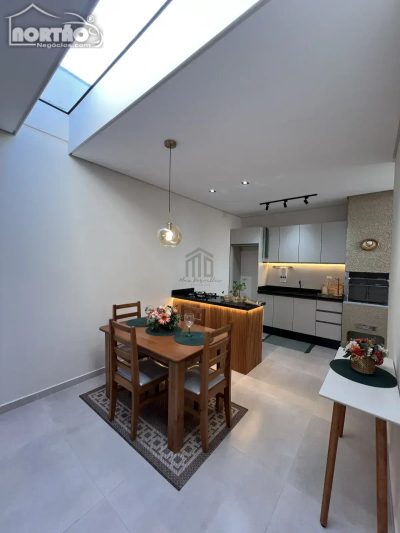 Casa, 3 quartos, 68 m² - Foto 3