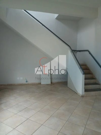 Depósito-Galpão, 690 m² - Foto 1