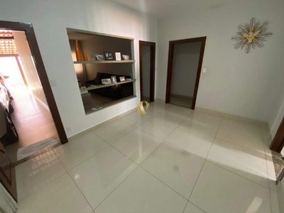 Casa, 3 quartos, 240 m² - Foto 2