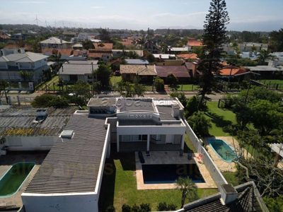 Casa, 4 quartos, 260 m² - Foto 2