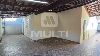 Casa, 3 quartos, 135 m² - Foto 1