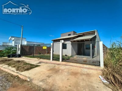 Casa, 2 quartos, 90 m² - Foto 1