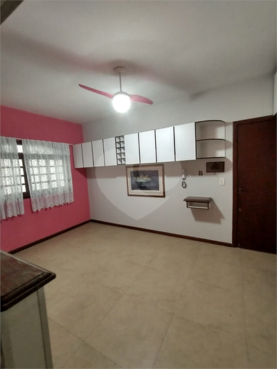 Casa, 3 quartos, 247 m² - Foto 1