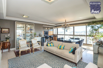 Apartamento, 3 quartos, 132 m² - Foto 1