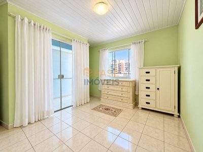 Casa, 4 quartos, 222 m² - Foto 3