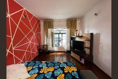 Casa, 5 quartos, 147 m² - Foto 2