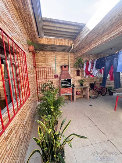 Casa, 2 quartos, 158 m² - Foto 1