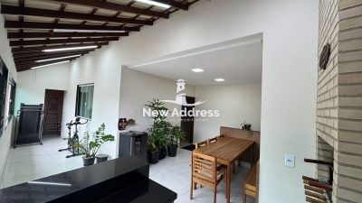 Casa, 5 quartos, 140 m² - Foto 1