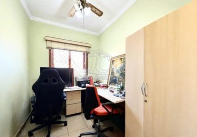 Casa, 3 quartos, 207 m² - Foto 4