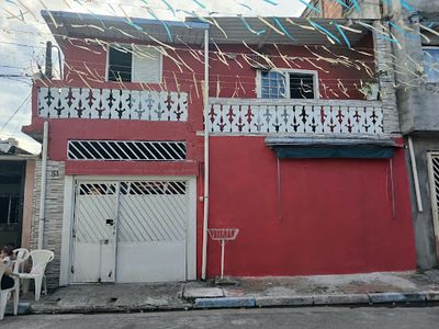 Sobrado, 2 quartos, 330 m² - Foto 1