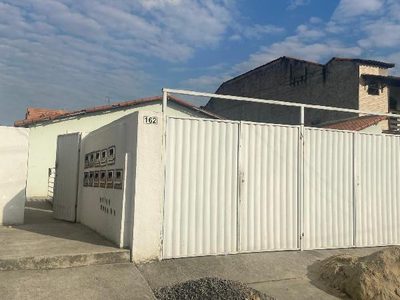 Casa, 1 quarto, 61 m² - Foto 1